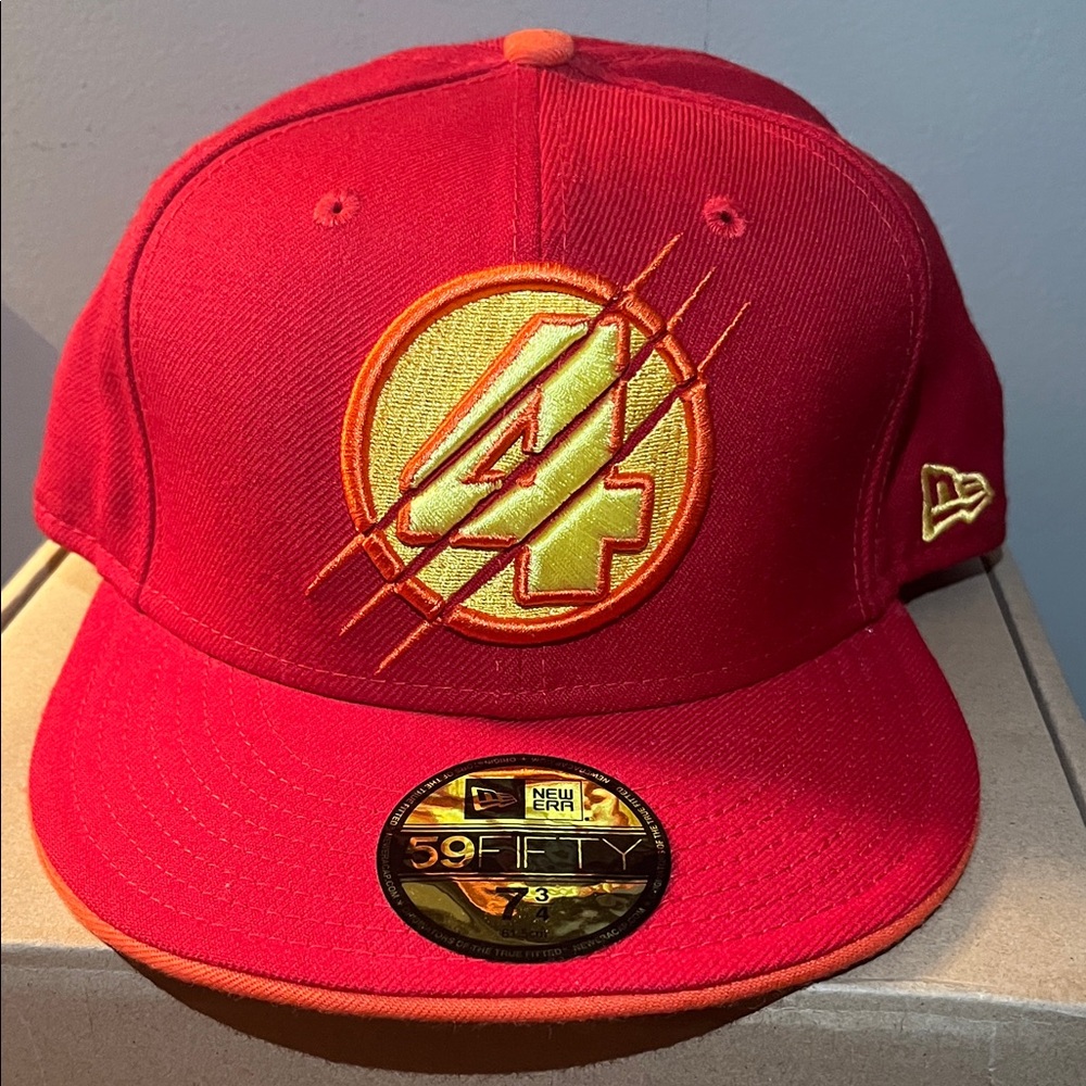 New Era Marvel Comics Fantastic Four FITTED baseball Red Yellow 59FIFTY Cap Hat